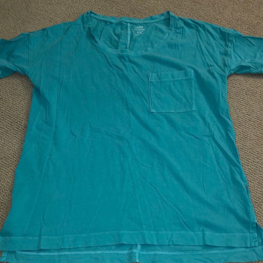 short sleeve shirt